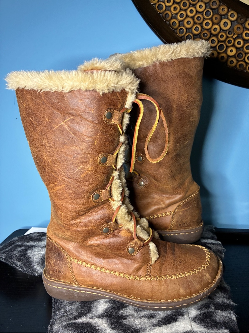 boc Brown Lace-Up Shearling-Trim Winter Boots